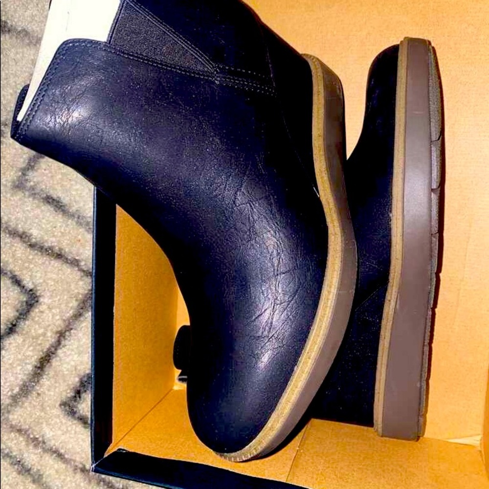 Dr. Scholl's Shoes Women's Johnnie Sneaker Boots